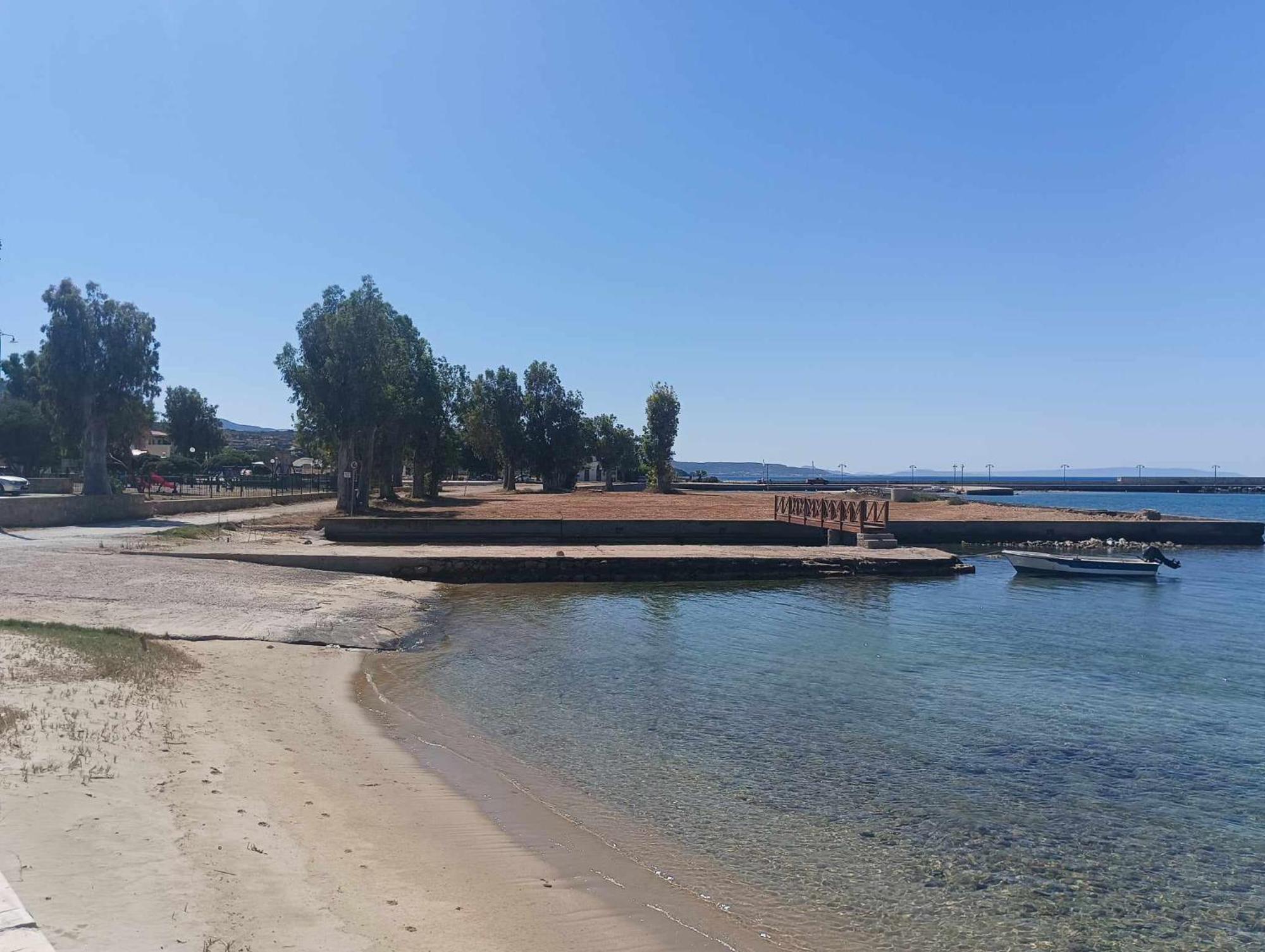 La Casa Di Kokkines * Plitra